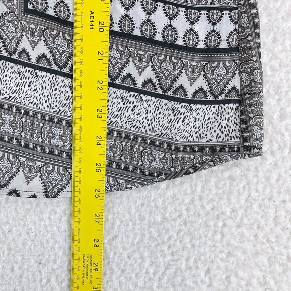 Chico's White Geometric Print Button-Up Shirt Womens Long Sleeve Size Medium - Picture 10 of 16